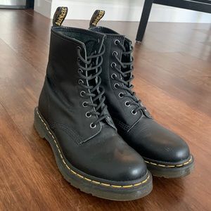 Dr. Martens 1460 Pascal Boots - Black